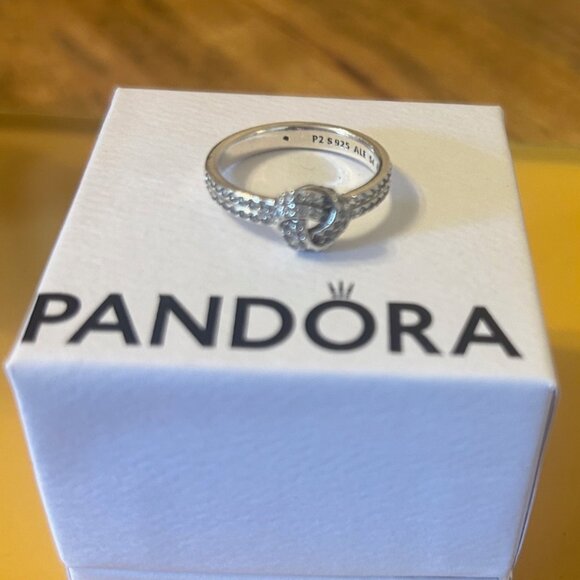 PANDORA Love knot sparkling silver ring with cubic zirconia NIB Size 7 - Picture 8 of 8